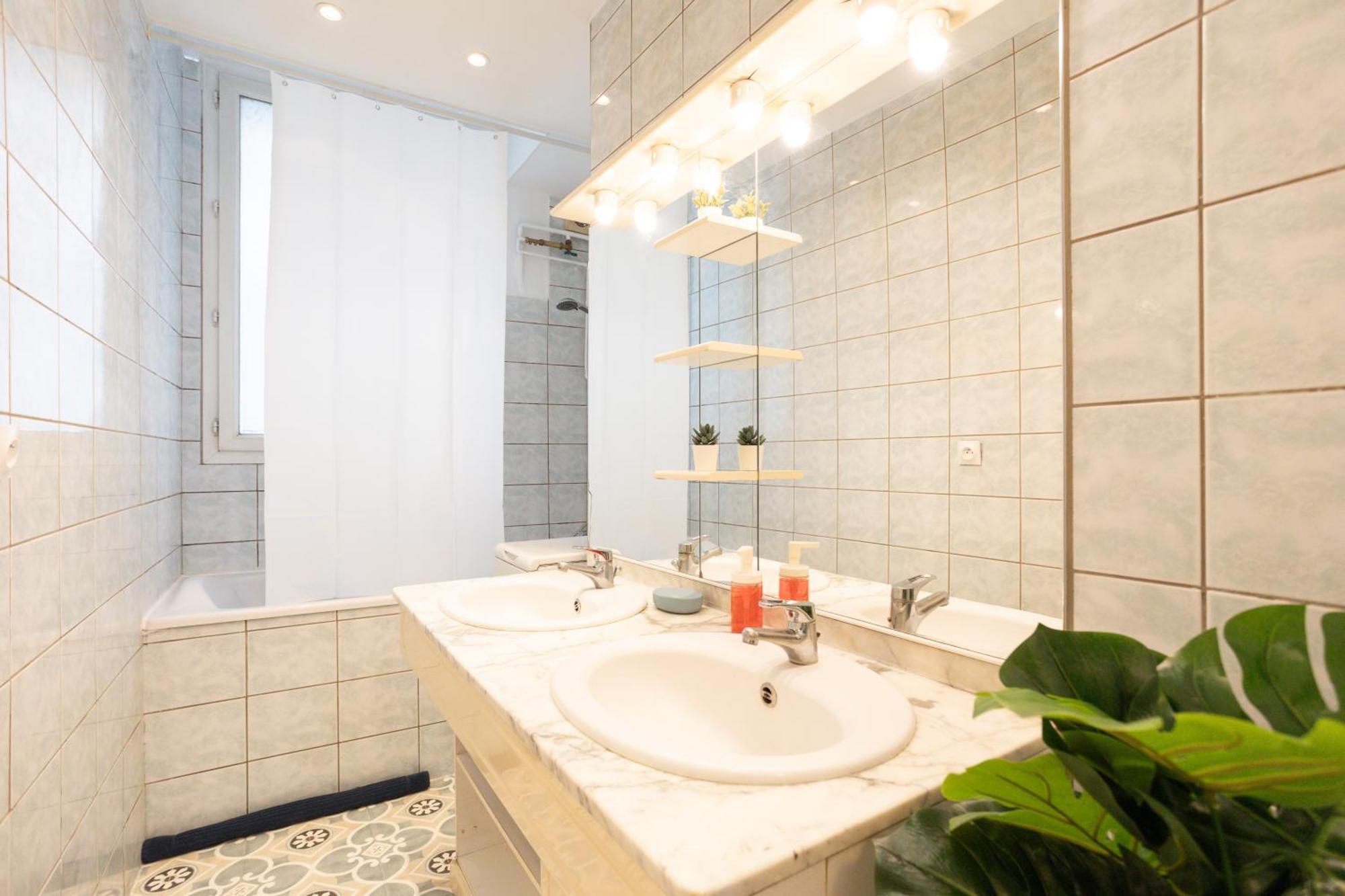 Luxury Parisian Apartment Notre Dame Saint Germain Des Pres מראה חיצוני תמונה