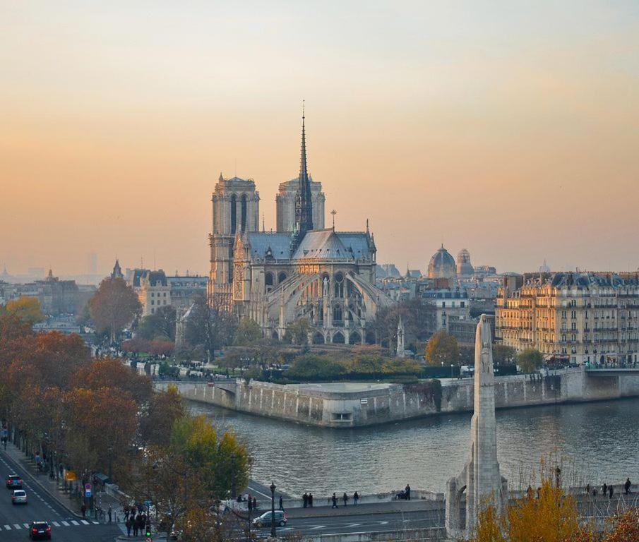 Luxury Parisian Apartment Notre Dame Saint Germain Des Pres מראה חיצוני תמונה